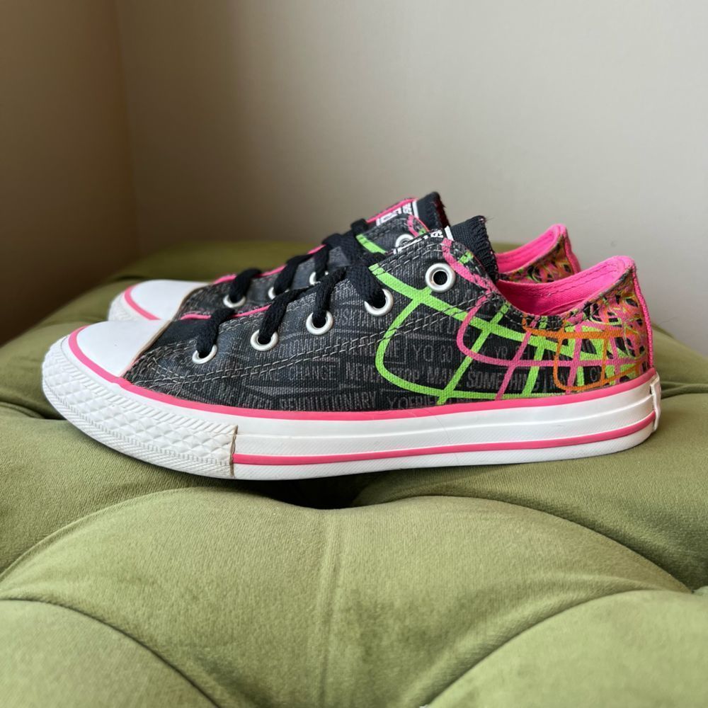 Converse All Star Chuck Taylor Low Tops Junior Youth 2